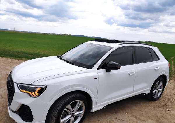 Audi Q3 cena 147500 przebieg: 45000, rok produkcji 2021 z Jutrosin małe 781